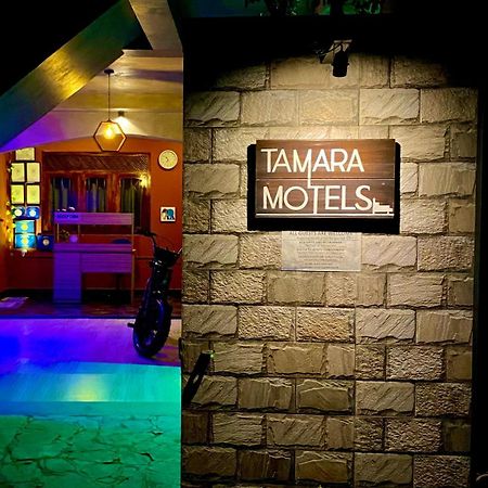 タマラ モーテルズ ヒッカドゥワ エクステリア 写真